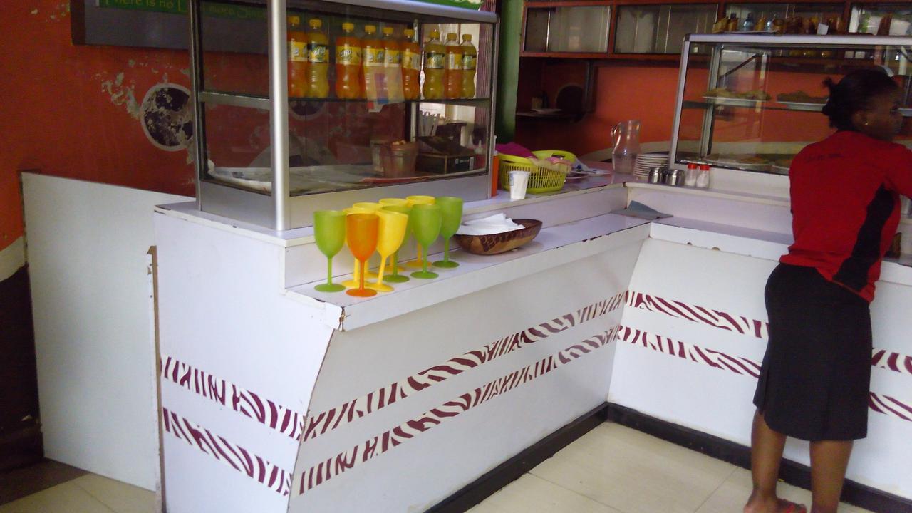 Royal Palm Hotel And Suites Nakuru Exterior foto